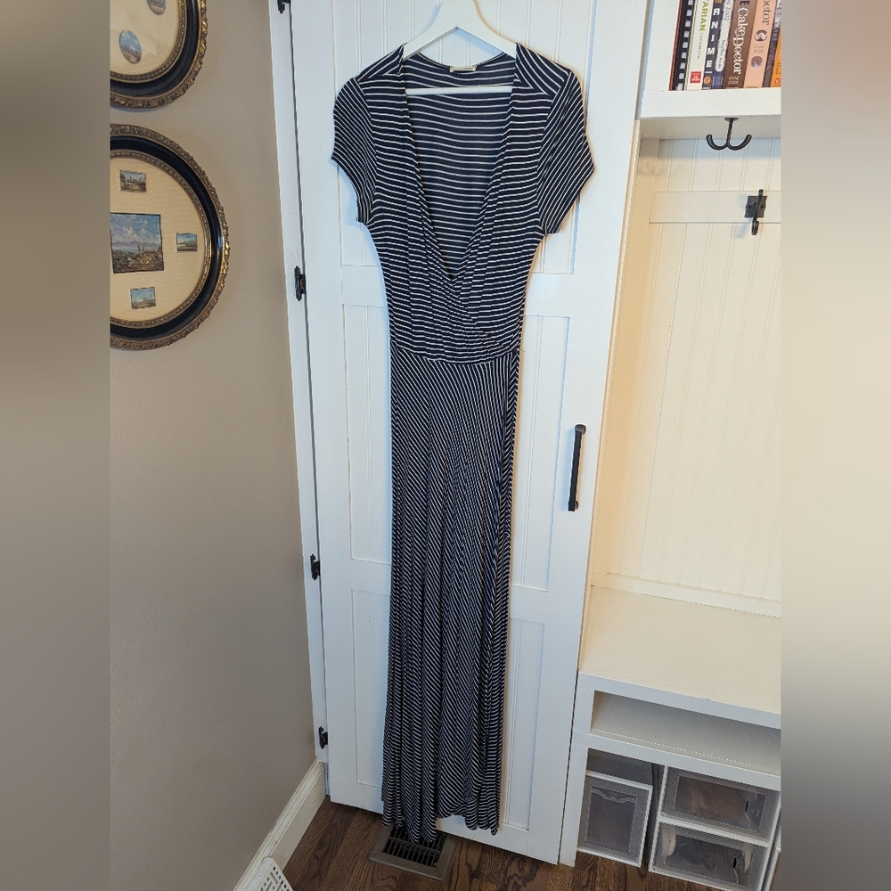 Elegant Striped Maxi Dress
